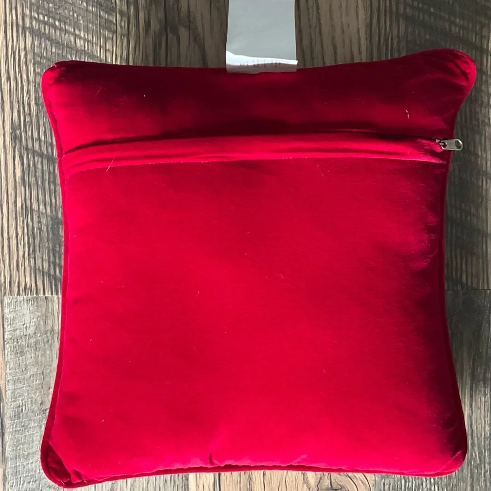 🎄‎ VTG ‘90’s Peking Red Wool Needlepoint Accent Pillow EUC Christmas Angel